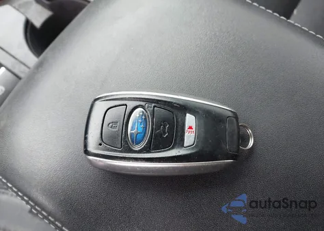 2016 Subaru Outback 2.5I Limited из США, поврежденный, VIN 4S4BSANC3G3335480